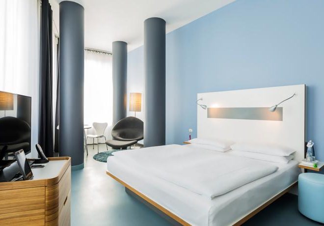 tweepersoonskamer-van-hotel-kudamm-101-in-berlijn